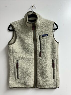 Patagonia Women Cream Sherpa Fleece Vest with Olive Trim